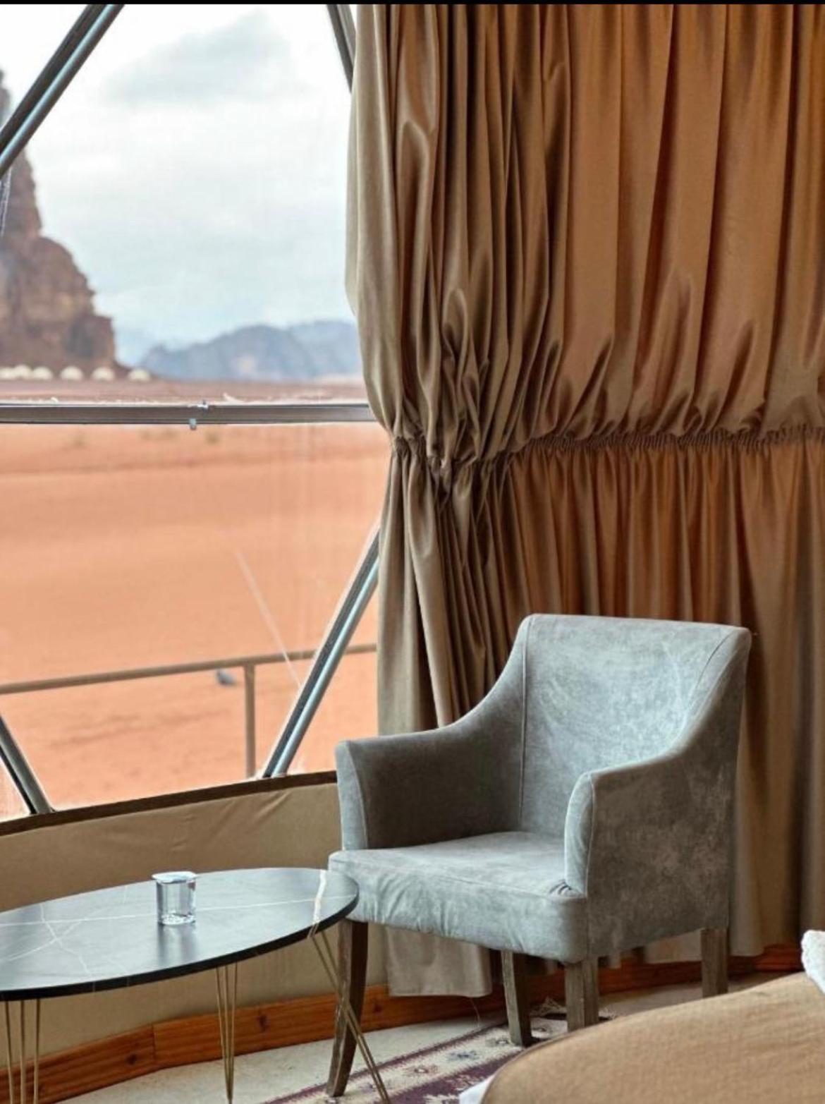 Holiday Inn Luxury Camp 와디럼 외부 사진