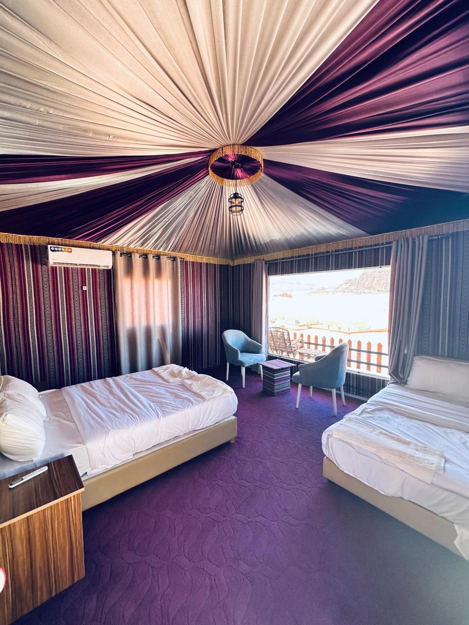 Holiday Inn Luxury Camp 와디럼 외부 사진