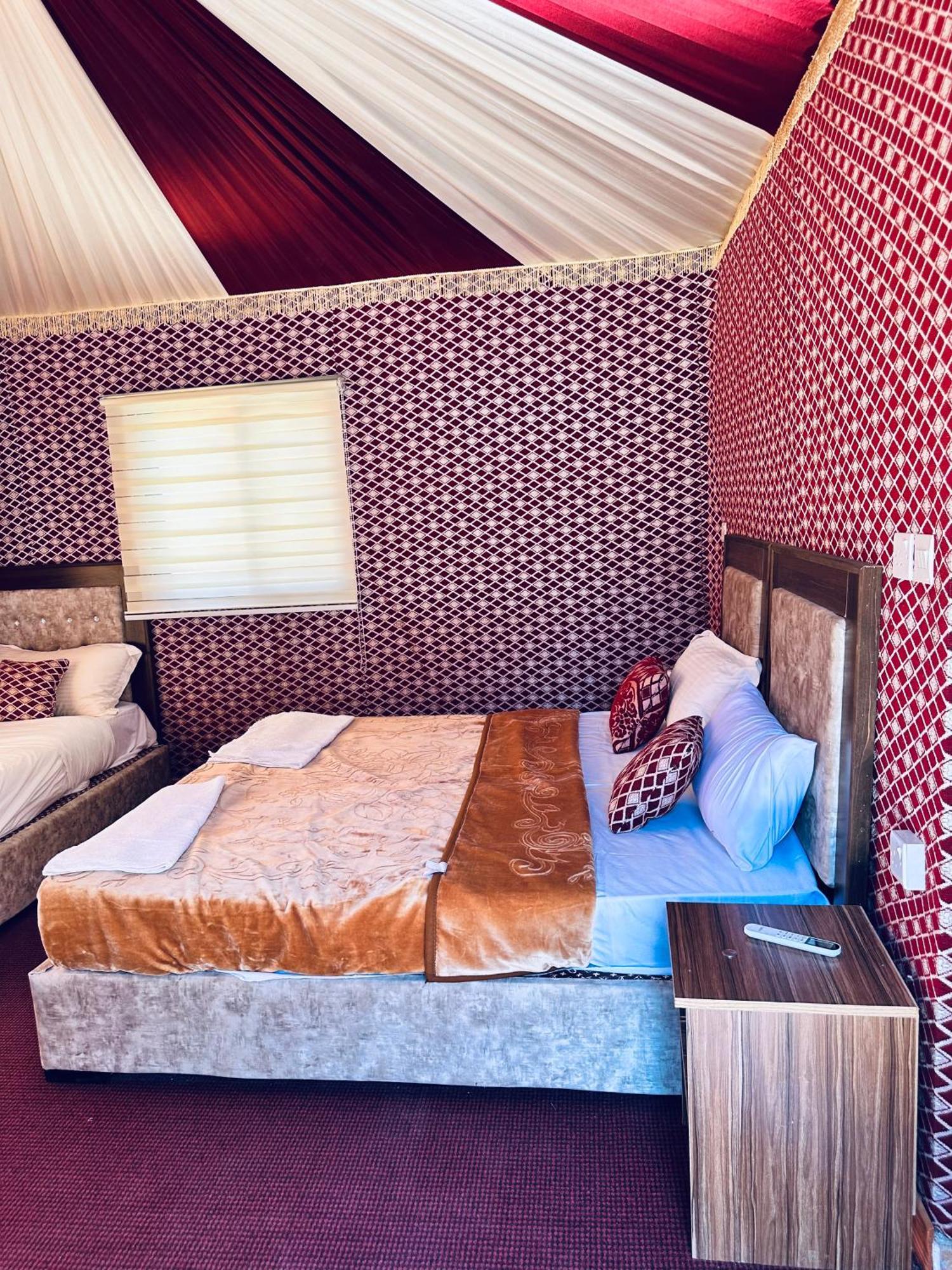 Holiday Inn Luxury Camp 와디럼 외부 사진