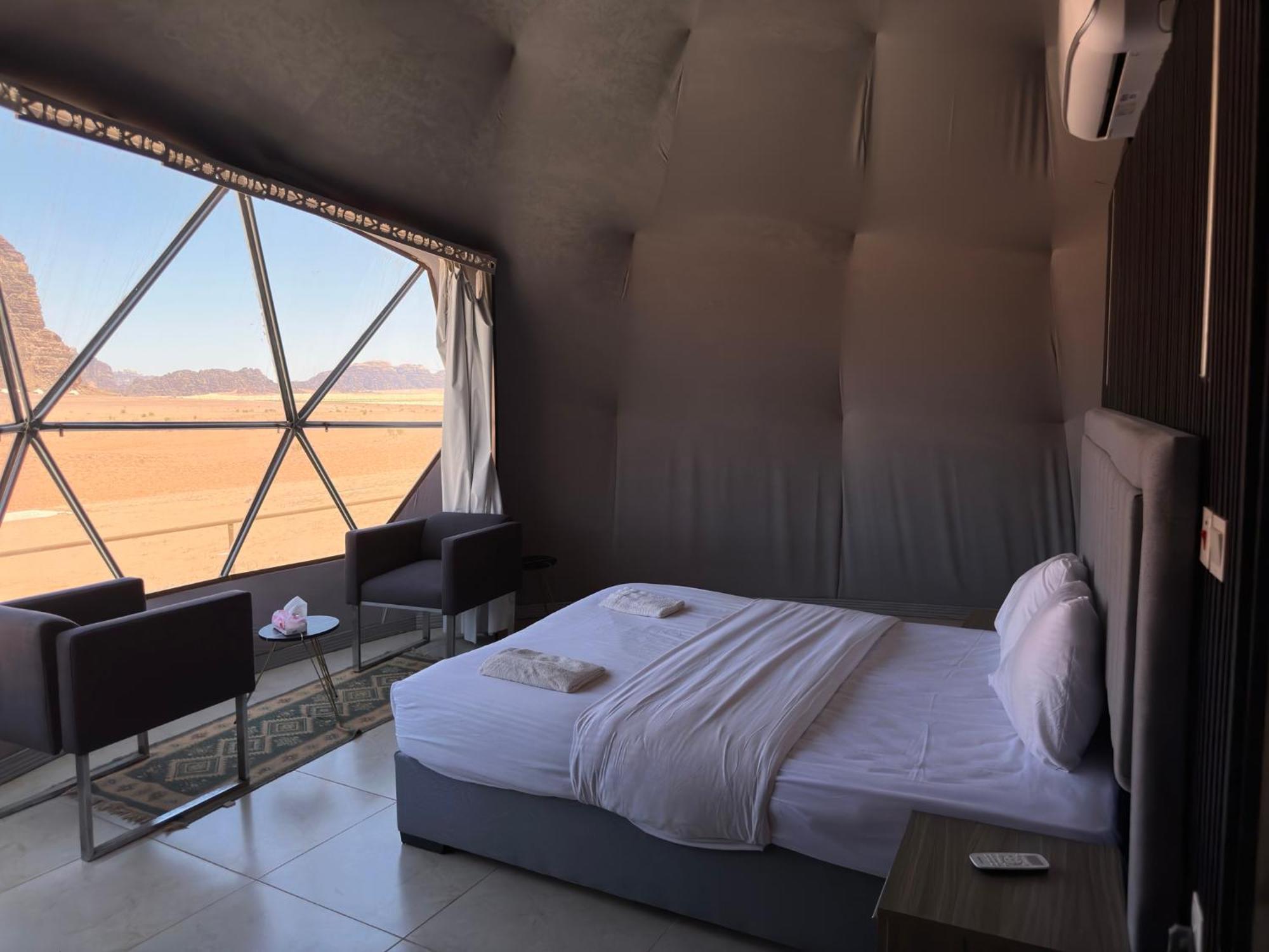 Holiday Inn Luxury Camp 와디럼 외부 사진